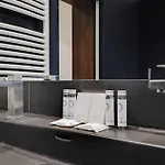 Chic Apartment - 1Br-4P - Republique
